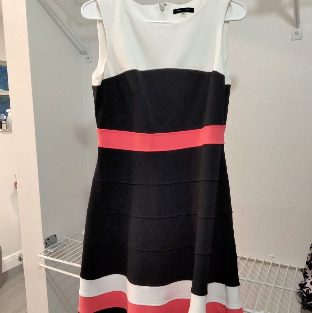 Tommy Dress size 6